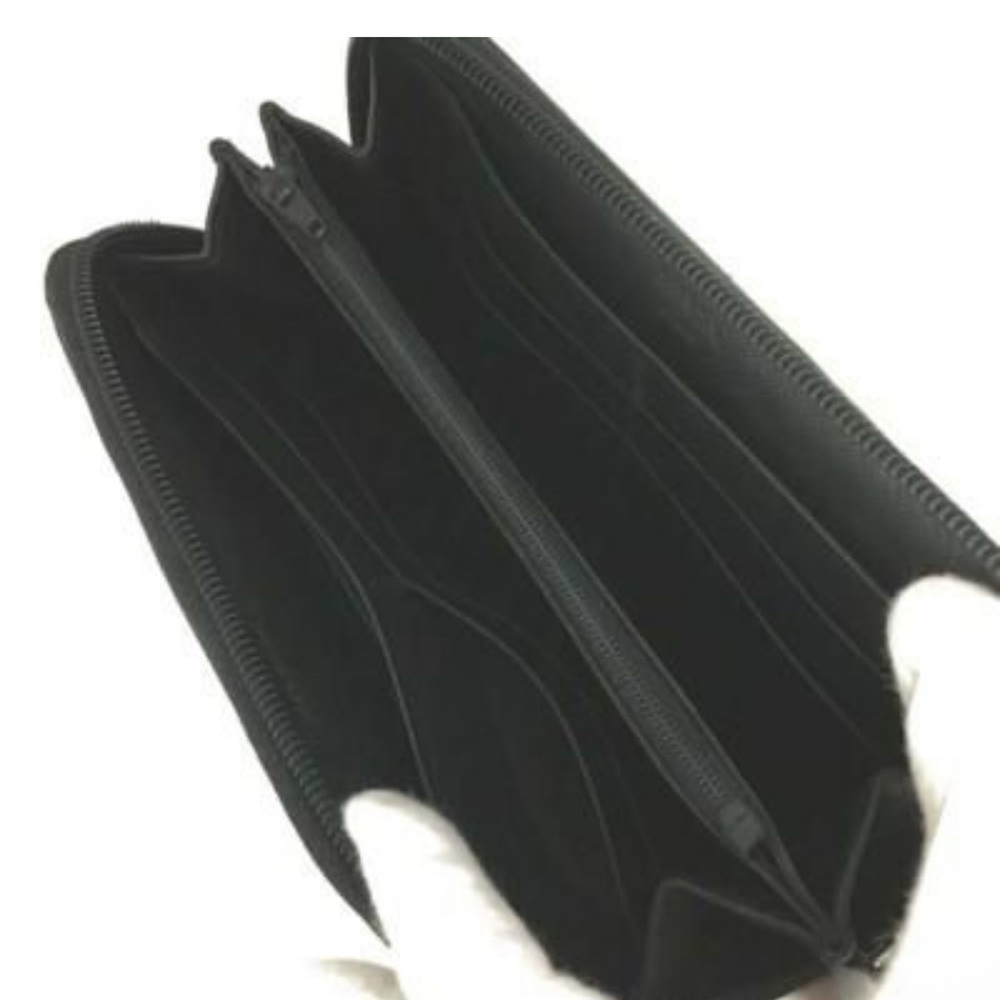Prada logo plate Black Nylon zip around long Wallet  authentic like New - Picture 14 of 15